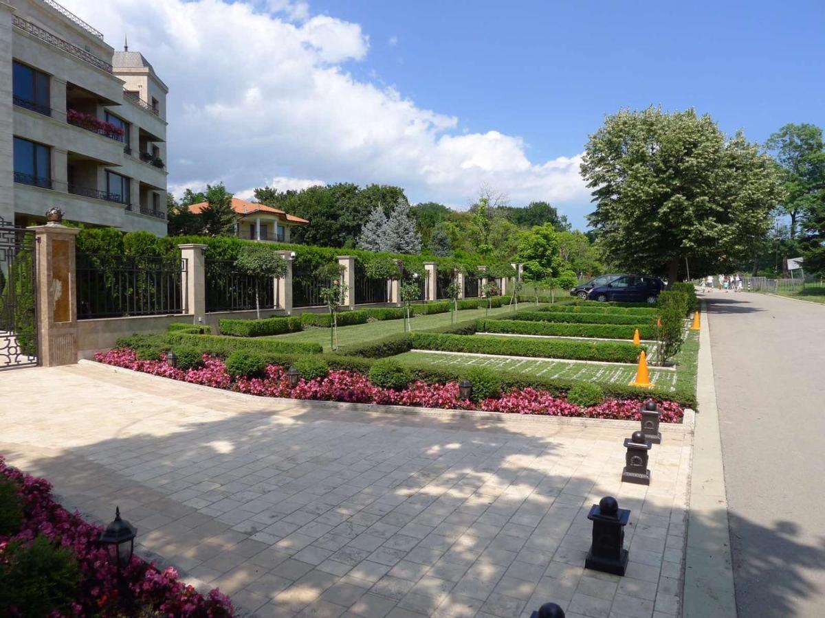 Sea Garden Apartment Варна Екстериор снимка